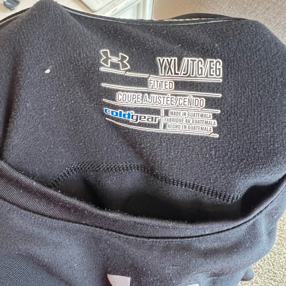 Under Armour Youth tech team long sleeve